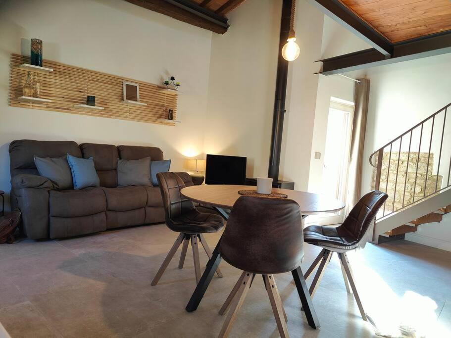Апартаменты Volaterrae Deluxe Loft With Garden Вольтерра Экстерьер фото